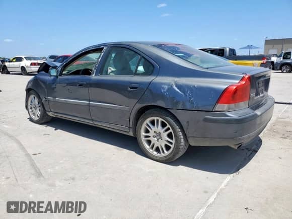 2004 Volvo S60 с VIN YV1RS59V042323000, выставлен на аукционе Copart как лот 66625555 с пробегом 210 230 миль миль и Списание • Salvage title. История ставок и продаж доступна на DreamBid. Изображение 2.