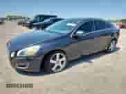 2012 Volvo S60 T5 с VIN YV1622FS8C2025711, выставлен на аукционе Copart как лот 71559935 с пробегом 112 131 миль миль и Чистый • Clean title. История ставок и продаж доступна на DreamBid. Изображение 1.