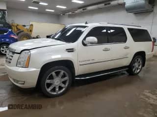 2007 Cadillac Escalade ESV с VIN 1GYFK66877R419158, выставлен на аукционе Copart как лот 57722715 с пробегом Не указан миль и Чистый • Clean title. История ставок и продаж доступна на DreamBid. Изображение 1.
