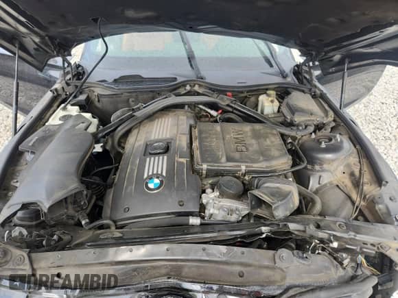 2014 BMW Z4 sDrive35i with VIN WBALM7C57EE386327, listed as a Copart auction lot 63266335 with Not provided miles and Salvage title. Bid and sale history available at DreamBid. Image 11.