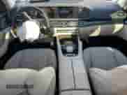 2024 Mercedes-Benz GLS 580 z VIN 4JGFF8FE8RB215195, wystawiony jako Copart lot #86010634 z przebiegiem 10 675 mil mil oraz Szkoda całkowita • Salvage title. Historia ofert i sprzedaży dostępna na DreamBid. Obrazek 8.