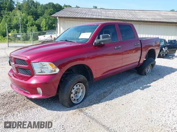 2014 Ram 1500 Express z VIN 1C6RR7KT9ES411736, wystawiony jako IAAI lot #42451829 z przebiegiem 154 986 mil mil oraz . Historia ofert i sprzedaży dostępna na DreamBid. Obrazek 2.