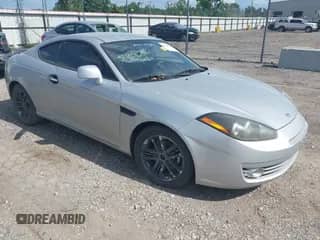 2008 Hyundai Tiburon GS с VIN KMHHM66D98U292719, выставлен на аукционе IAAI как лот 42559802 с пробегом 139 376 миль миль и . История ставок и продаж доступна на DreamBid. Изображение 1.