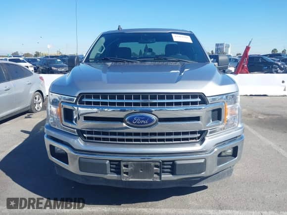 2020 Ford F-150 XL z VIN 1FTEX1C5XLKF19161, wystawiony jako IAAI lot #43484702 z przebiegiem 115 341 mil mil oraz . Historia ofert i sprzedaży dostępna na DreamBid. Obrazek 6.