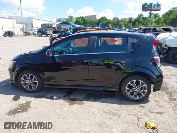 2017 Chevrolet Sonic LT с VIN 1G1JD6SH6H4168012, выставлен на аукционе IAAI как лот 42697134 с пробегом 98 747 миль миль и . История ставок и продаж доступна на DreamBid. Изображение 14.