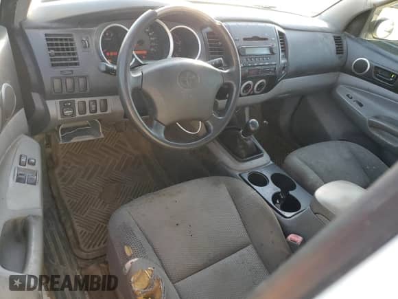2006 Toyota Tacoma с VIN 5TEUX42N06Z159994, выставлен на аукционе Copart как лот 90085575 с пробегом 269 921 миль миль и Чистый • Clean title. История ставок и продаж доступна на DreamBid. Изображение 8.
