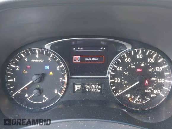 2014 Nissan Pathfinder Platinum with VIN 5N1AR2MN4EC731530, listed as a IAAI auction lot 42590194 with 152,269 mi miles and . Bid and sale history available at DreamBid. Image 7.