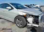 2018 Hyundai Elantra SEL z VIN KMHD84LF6JU666089, wystawiony jako IAAI lot #43448836 z przebiegiem 92 472 mil mil oraz . Historia ofert i sprzedaży dostępna na DreamBid. Obrazek 17.