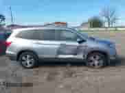 2017 Honda Pilot EX with VIN 5FNYF5H35HB035563, listed as a IAAI auction lot 43499808 with 139,597 mi miles and . Bid and sale history available at DreamBid. Image 13.