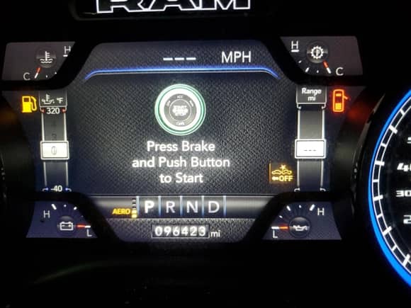 2020 Ram 1500 Limited z VIN 1C6SRFHMXLN225095, wystawiony jako Copart lot #45708085 z przebiegiem 96 423 mil mil oraz Szkoda całkowita • Salvage title. Historia ofert i sprzedaży dostępna na DreamBid. Obrazek 9.