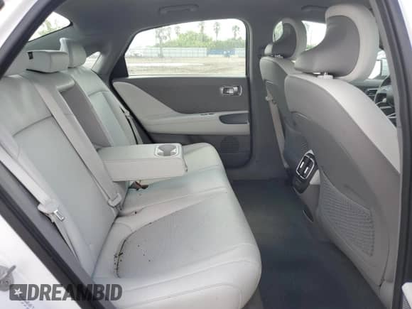 2024 Hyundai Ioniq 6 SEL с VIN KMHM34AA4RA061927, выставлен на аукционе Copart как лот 73640594 с пробегом Не указан миль и На запчасти • Non repairable. История ставок и продаж доступна на DreamBid. Изображение 10.