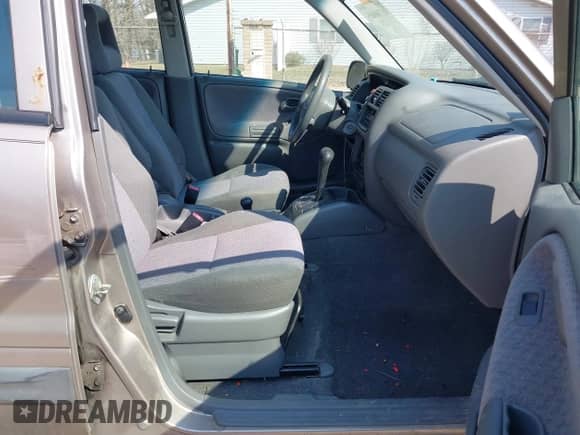 2002 Chevrolet Tracker with VIN 2CNBJ13C026911257, listed as a IAAI auction lot 41760465 with 135,549 mi miles and . Bid and sale history available at DreamBid. Image 5.