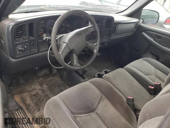 2006 Chevrolet Silverado 1500 Work Truck с VIN 3GCEK14V36G135599, выставлен на аукционе Copart как лот 55162475 с пробегом 161 034 миль миль и На запчасти • Non repairable. История ставок и продаж доступна на DreamBid. Изображение 8.