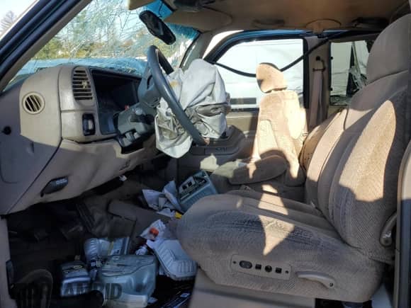 1997 GMC Sierra 1500 with VIN 2GTEK19R2V1524267, listed as a Copart auction lot 89885715 with 331,664 mi miles and Salvage title. Bid and sale history available at DreamBid. Image 7.