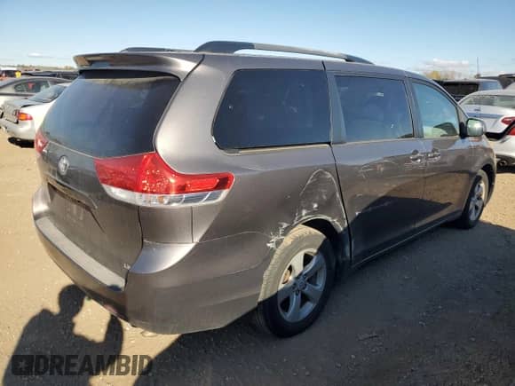 2011 Toyota Sienna LE с VIN 5TDKK3DC0BS129655, выставлен на аукционе Copart как лот 90836755 с пробегом 189 726 миль миль и Чистый • Clean title. История ставок и продаж доступна на DreamBid. Изображение 3.