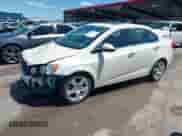 2016 Chevrolet Sonic LTZ с VIN 1G1JE5SB4G4145863, выставлен на аукционе IAAI как лот 42617124 с пробегом 69 418 миль миль и . История ставок и продаж доступна на DreamBid. Изображение 2.