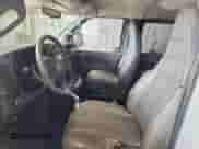 2017 Chevrolet Express Passenger LS с VIN 1GAWGEFG0H1345437, выставлен на аукционе Copart как лот 70468785 с пробегом 71 835 миль миль и Чистый • Clean title. История ставок и продаж доступна на DreamBid. Изображение 7.