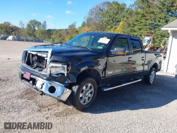 2013 Ford F-150 XLT z VIN 1FTFW1ET8DFA59690, wystawiony jako IAAI lot #43468081 z przebiegiem 201 218 mil mil oraz . Historia ofert i sprzedaży dostępna na DreamBid. Obrazek 18.