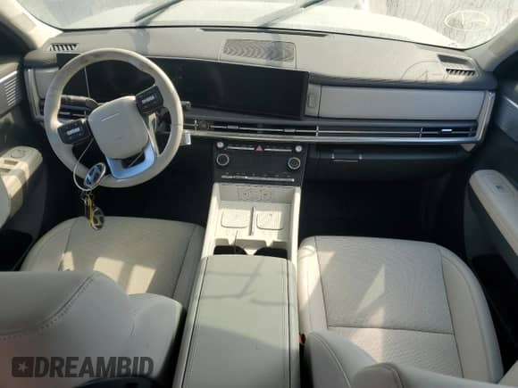 2024 Hyundai Santa Fe SEL с VIN 5NMP24GL3RH003150, выставлен на аукционе Copart как лот 72320584 с пробегом Не указан миль и На запчасти • Non repairable. История ставок и продаж доступна на DreamBid. Изображение 8.