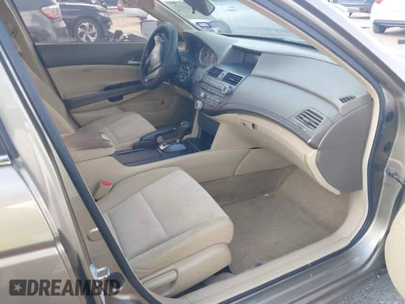 2009 Honda Accord LX with VIN 1HGCP263X9A125098, listed as a IAAI auction lot 43101217 with 200,832 mi miles and . Bid and sale history available at DreamBid. Image 5.