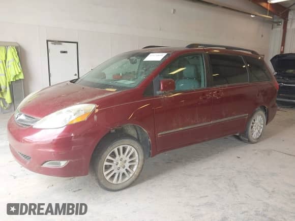 2010 Toyota Sienna XLE с VIN 5TDDK4CC0AS030946, выставлен на аукционе IAAI как лот 42471841 с пробегом Не указан миль и . История ставок и продаж доступна на DreamBid. Изображение 2.