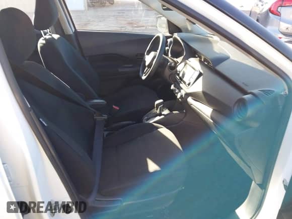 2024 Nissan Kicks S с VIN 3N1CP5BV1RL545237, выставлен на аукционе IAAI как лот 43477362 с пробегом 19 466 миль миль и . История ставок и продаж доступна на DreamBid. Изображение 5.