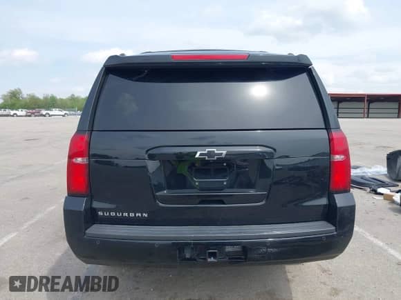 2019 Chevrolet Suburban LS с VIN 1GNSKGKC4KR128685, выставлен на аукционе IAAI как лот 42148721 с пробегом 92 346 миль миль и . История ставок и продаж доступна на DreamBid. Изображение 17.