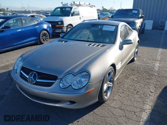 2005 Mercedes-Benz SL 500 с VIN WDBSK75F25F093003, выставлен на аукционе IAAI как лот 43493825 с пробегом 53 431 миль миль и . История ставок и продаж доступна на DreamBid. Изображение 6.