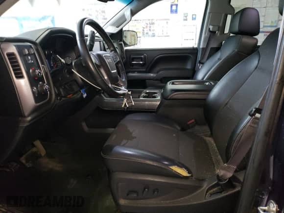 2014 GMC Sierra 1500 SLE z VIN 3GTU2UEC0EG568127, wystawiony jako Copart lot #68220465 z przebiegiem 166 473 mil mil oraz Czysty tytuł • Clean title. Historia ofert i sprzedaży dostępna na DreamBid. Obrazek 7.