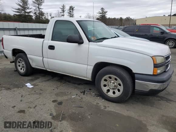 2007 Chevrolet Silverado 1500 Work Truck with VIN 1GCEC14X67Z186885, listed as a Copart auction lot 47254815 with 52,108 mi miles and Salvage title. Bid and sale history available at DreamBid. Image 4.