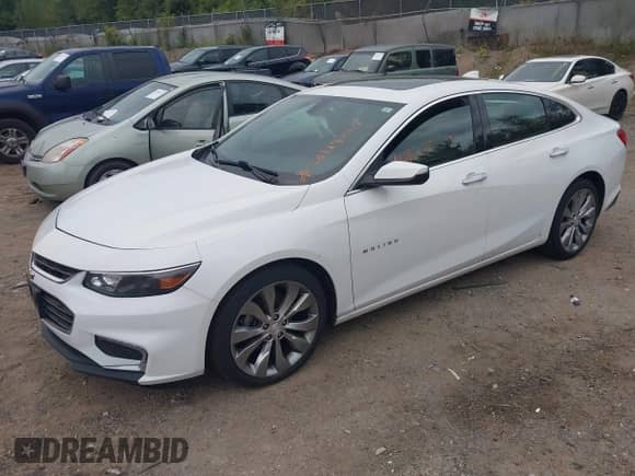 2017 Chevrolet Malibu Premier z VIN 1G1ZH5SX8HF227087, wystawiony jako IAAI lot #43219057 z przebiegiem 166 753 mil mil oraz . Historia ofert i sprzedaży dostępna na DreamBid. Obrazek 17.