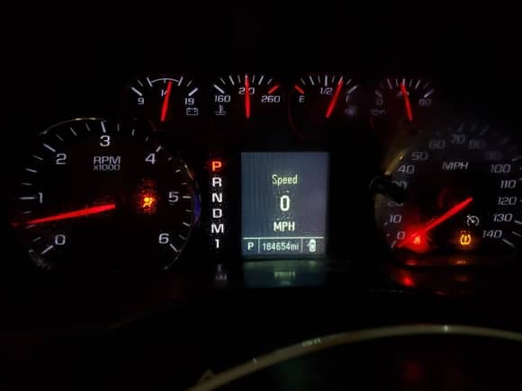 2015 Chevrolet Silverado 2500HD Work Truck z VIN 1GC1KUEG7FF649263, wystawiony jako Copart lot #44401835 z przebiegiem 184 654 mil mil oraz Szkoda całkowita • Salvage title. Historia ofert i sprzedaży dostępna na DreamBid. Obrazek 9.