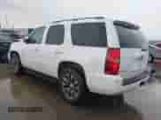 2008 Chevrolet Tahoe 1LT z VIN 1GNFC13078R218003, wystawiony jako IAAI lot #42613657 z przebiegiem 209 407 mil mil oraz . Historia ofert i sprzedaży dostępna na DreamBid. Obrazek 3.