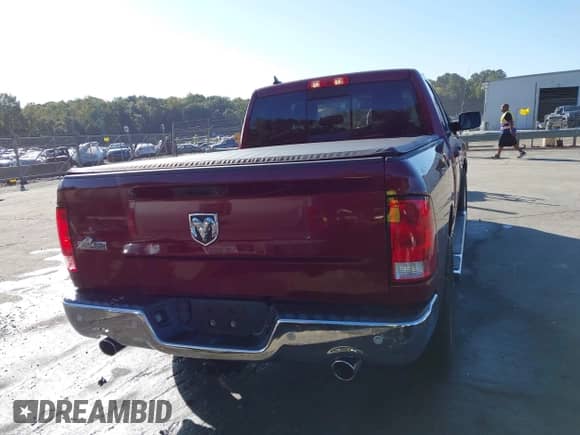 2018 Ram 1500 SLT с VIN 1C6RR6GT0JS195983, выставлен на аукционе IAAI как лот 43363308 с пробегом Не указан миль и . История ставок и продаж доступна на DreamBid. Изображение 15.