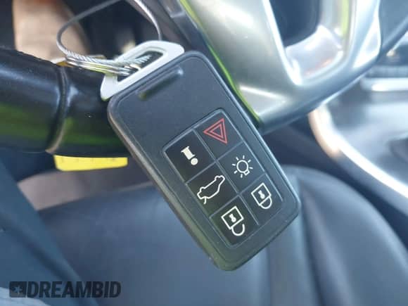 2013 Volvo S60 T5 с VIN YV1612FH9D2178834, выставлен на аукционе IAAI как лот 42731446 с пробегом 152 762 миль миль и . История ставок и продаж доступна на DreamBid. Изображение 11.