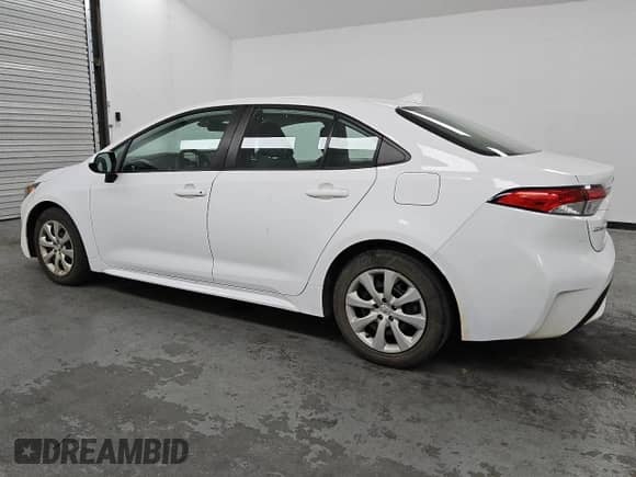 2021 Toyota Corolla LE with VIN 5YFEPMAE8MP195585, listed as a Copart auction lot 87119625 with 85,694 mi miles and Clean title. Bid and sale history available at DreamBid. Image 2.