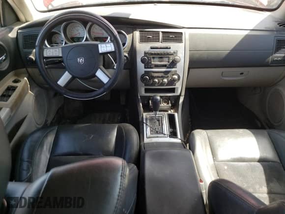 2006 Dodge Charger R/T с VIN 2B3KA53HX6H326723, выставлен на аукционе Copart как лот 54550244 с пробегом 196 254 миль миль и Списание • Salvage title. История ставок и продаж доступна на DreamBid. Изображение 8.