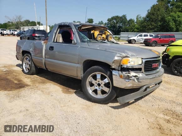 2002 GMC Sierra 1500 z VIN 1GTEC14W02Z290420, wystawiony jako Copart lot #65817084 z przebiegiem 273 128 mil mil oraz Szkoda całkowita • Salvage title. Historia ofert i sprzedaży dostępna na DreamBid. Obrazek 4.