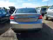 2014 Chrysler 200 LX z VIN 1C3CCBAB1EN211156, wystawiony jako IAAI lot #43339541 z przebiegiem 87 696 mil mil oraz . Historia ofert i sprzedaży dostępna na DreamBid. Obrazek 16.