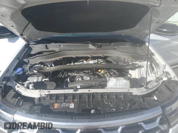 2025 Ford Explorer Platinum with VIN 1FMUK8HH5SGB62684, listed as a Copart auction lot 72032075 with 7,403 mi miles and Non repairable. Bid and sale history available at DreamBid. Image 12.