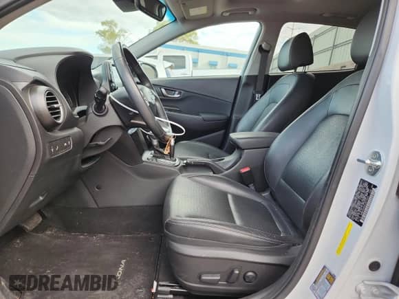 2020 Hyundai Kona Limited с VIN KM8K3CA53LU477414, выставлен на аукционе Copart как лот 81642735 с пробегом 20 644 миль миль и Списание • Salvage title. История ставок и продаж доступна на DreamBid. Изображение 7.