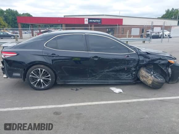 2019 Toyota Camry LE с VIN 4T1B11HK1KU798467, выставлен на аукционе IAAI как лот 43063170 с пробегом 244 656 миль миль и . История ставок и продаж доступна на DreamBid. Изображение 12.