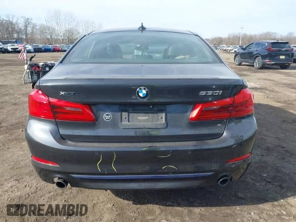 2017 BMW 5 Series 530i xDrive с VIN WBAJA7C32HG458509, выставлен на аукционе IAAI как лот 41662931 с пробегом 97 224 миль миль и . История ставок и продаж доступна на DreamBid. Изображение 16.