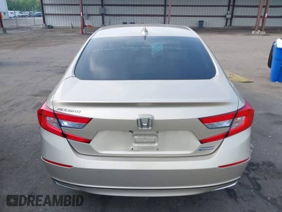2018 Honda Accord Touring z VIN 1HGCV3F97JA017073, wystawiony jako IAAI lot #42413373 z przebiegiem 91 695 mil mil oraz . Historia ofert i sprzedaży dostępna na DreamBid. Obrazek 16.