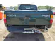 2003 Toyota Tacoma z VIN 5TEWN72N03Z229487, wystawiony jako Copart lot #66689455 z przebiegiem 172 620 mil mil oraz Szkoda całkowita • Salvage title. Historia ofert i sprzedaży dostępna na DreamBid. Obrazek 6.