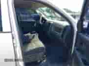 2010 Dodge 1500 SLT z VIN 1D7RV1CP2AS253131, wystawiony jako IAAI lot #42693822 z przebiegiem 147 796 mil mil oraz . Historia ofert i sprzedaży dostępna na DreamBid. Obrazek 5.