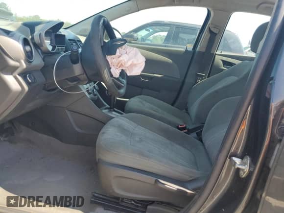 2016 Chevrolet Sonic LT с VIN 1G1JC5SH7G4163185, выставлен на аукционе Copart как лот 80891725 с пробегом 122 089 миль миль и Списание • Salvage title. История ставок и продаж доступна на DreamBid. Изображение 7.