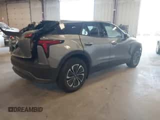 2024 Chevrolet Blazer EV eAWD LT z VIN 3GNKDBRJ6RS278046, wystawiony jako IAAI lot #42346988 z przebiegiem 14 036 mil mil oraz . Historia ofert i sprzedaży dostępna na DreamBid. Obrazek 4.