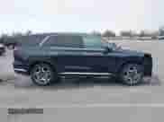 2024 Hyundai Palisade SEL с VIN KM8R4DGE8RU801796, выставлен на аукционе IAAI как лот 40909098 с пробегом 3 107 миль миль и . История ставок и продаж доступна на DreamBid. Изображение 14.