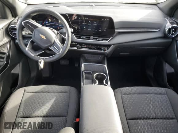 2025 Chevrolet Equinox FWD LT z VIN 3GNAXHEG7SL213125, wystawiony jako Copart lot #44264295 z przebiegiem 3 250 mil mil oraz Szkoda całkowita • Salvage title. Historia ofert i sprzedaży dostępna na DreamBid. Obrazek 8.